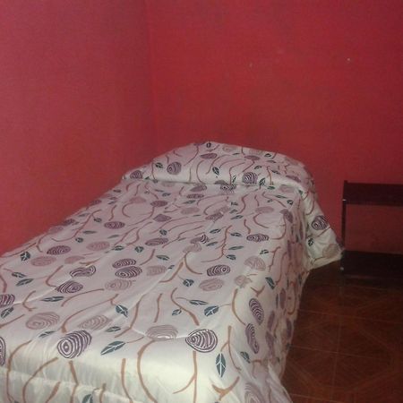 Hostal Tuyasto San Pedro de Atacama Habitación foto
